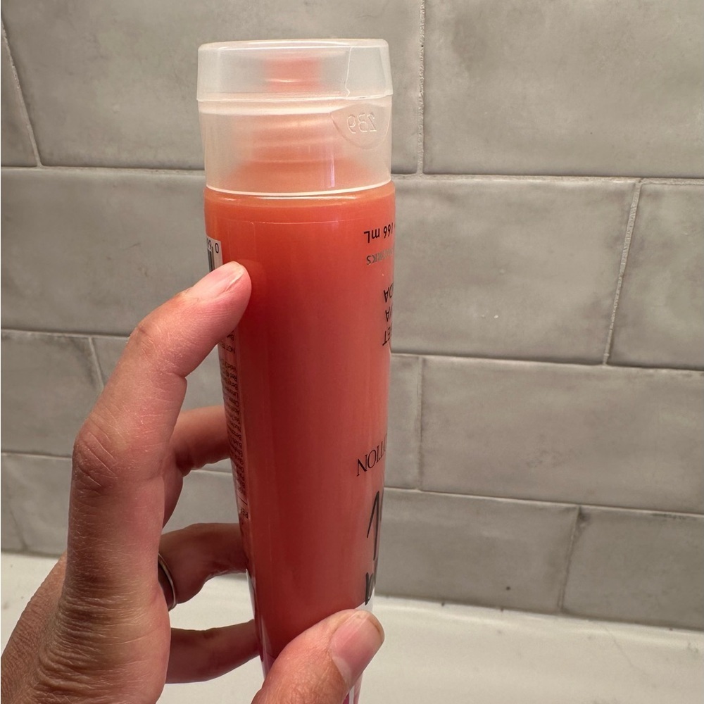 Bath & Body Works Sunset Guava Colada Aqua Cool Aloe Lotion Summer Beach Retired - Picture 4 of 4
